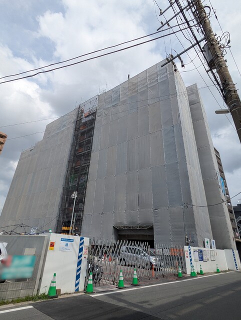 建物外観　外観（建築中）