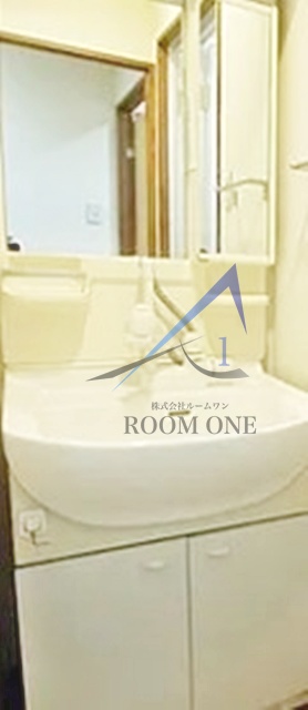 洗面設備　洗面台です。