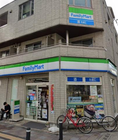 コンビニ　ファミリーマートさいたま桜木町店（コンビニ）まで258m