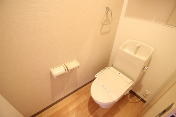 トイレ　※別部屋の写真です