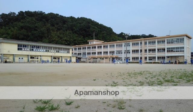 小学校　面影小学校（小学校）まで196m