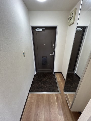 玄関　落ち着いた玄関です