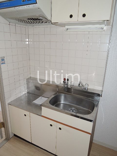 キッチン　別部屋のお写真です。ご参考までに！