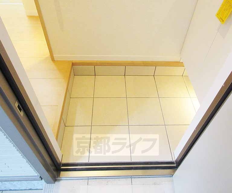 玄関　段差の少な目のお部屋です。