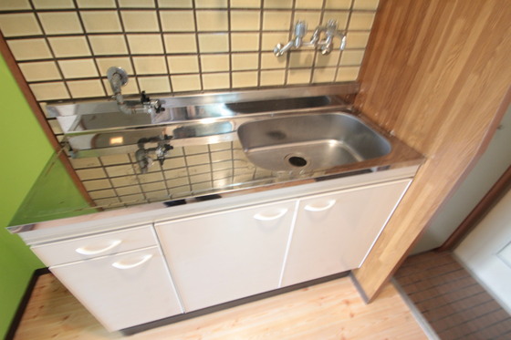 キッチン　※別部屋の写真です