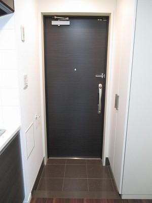 玄関　※別のお部屋の写真です※