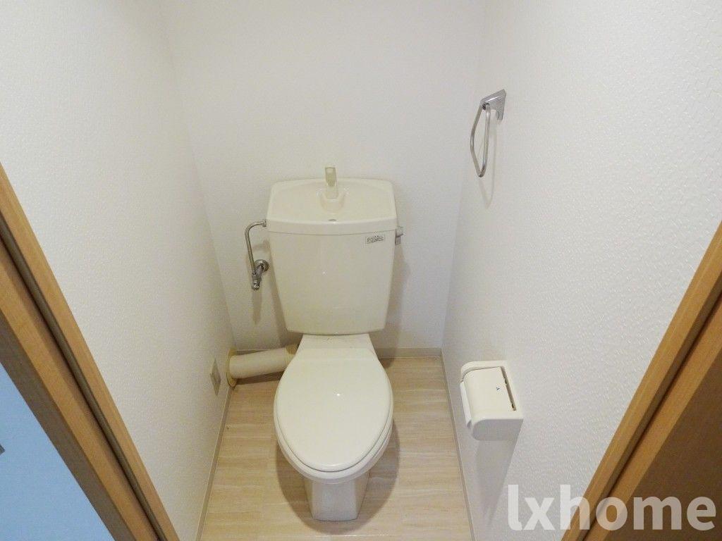 トイレ　落ち着いたトイレです