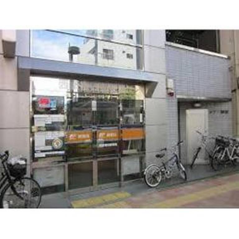 郵便局　西新宿四郵便局（郵便局）まで362m