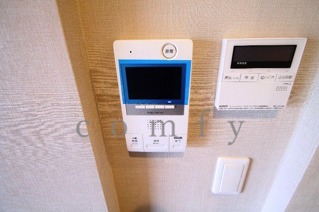セキュリティ　モニター付きインターホン