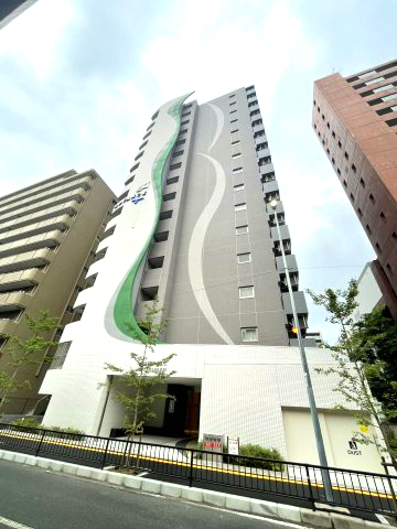 建物外観　同物件お部屋の反転となっております。 間取り図を参照してくだ