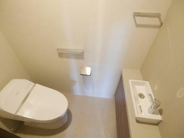 トイレ　別部屋参考写真