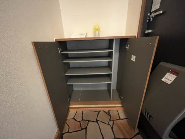 玄関　シューズボックス