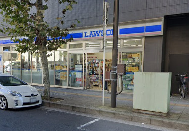 コンビニ　ローソン（コンビニ）まで11m