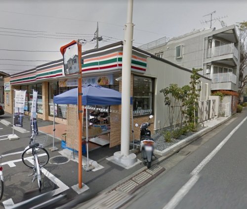 コンビニ　セブン-イレブン練馬早宮中央通り店（コンビニ）まで638m