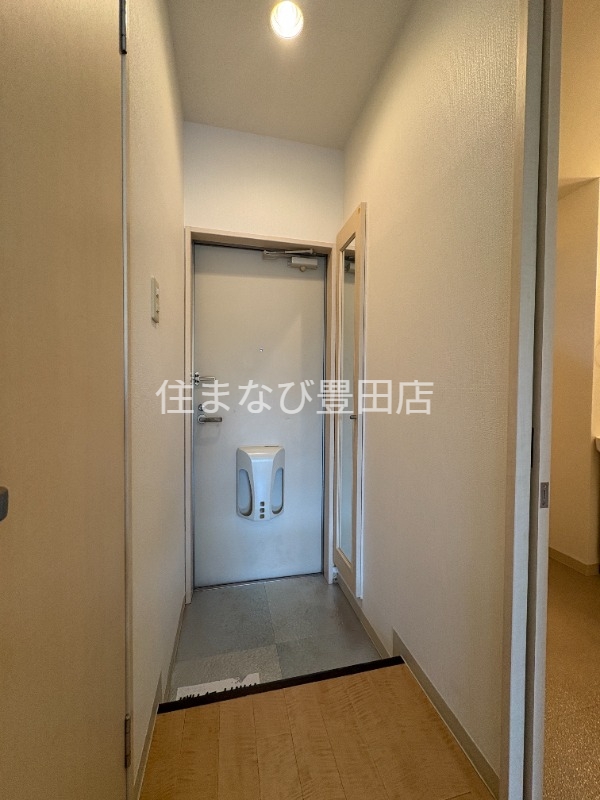 玄関　同型タイプ