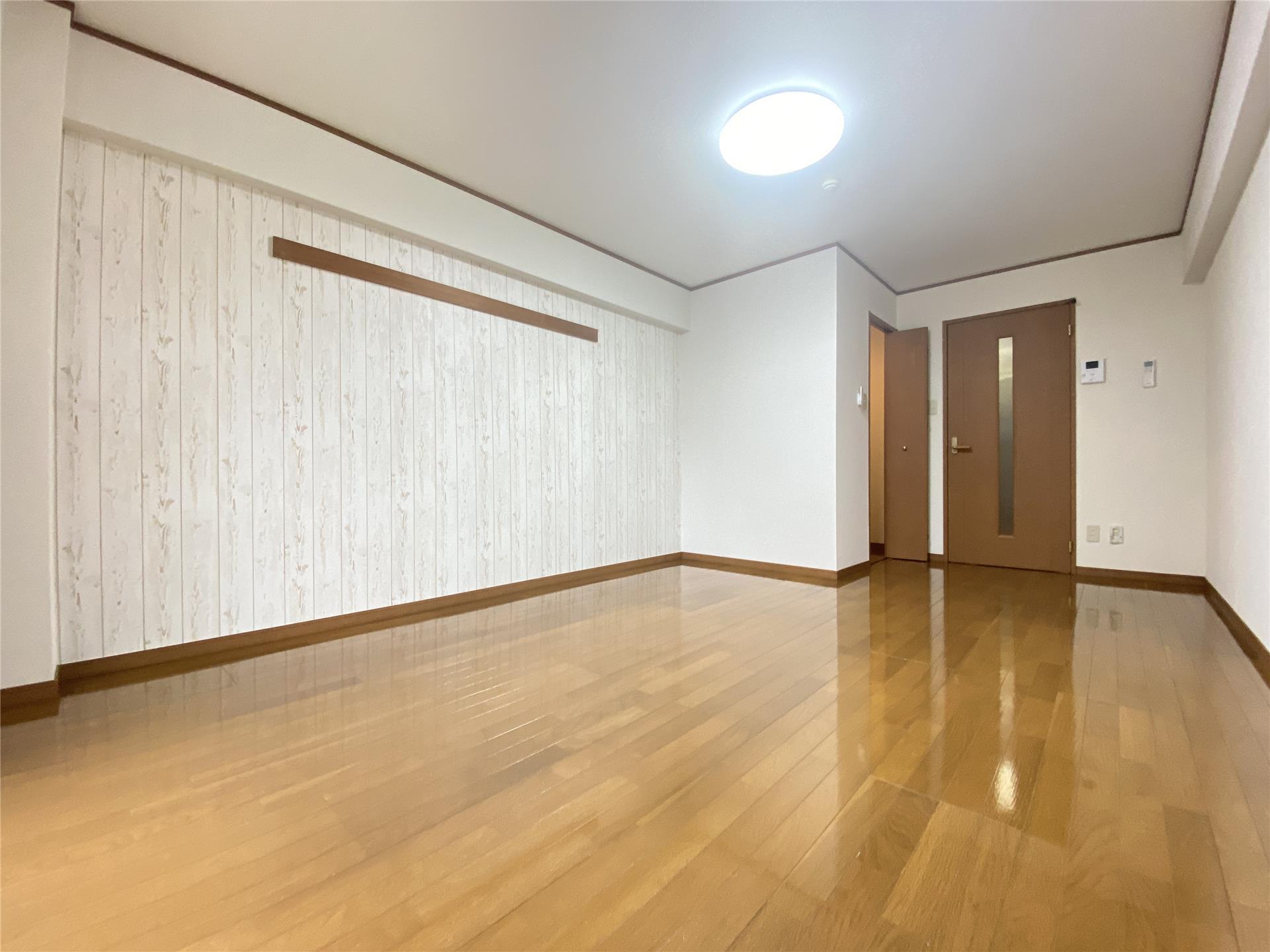 その他部屋・スペース　家具の配置もしやすいフローリング仕様♪