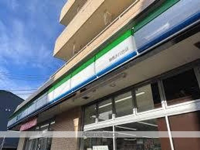 コンビニ　ファミリーマート練馬氷川台店（コンビニ）まで518m