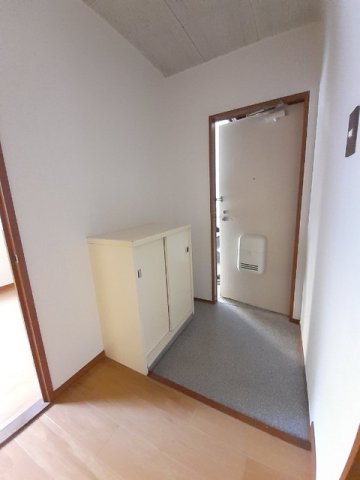 玄関　明るい玄関です