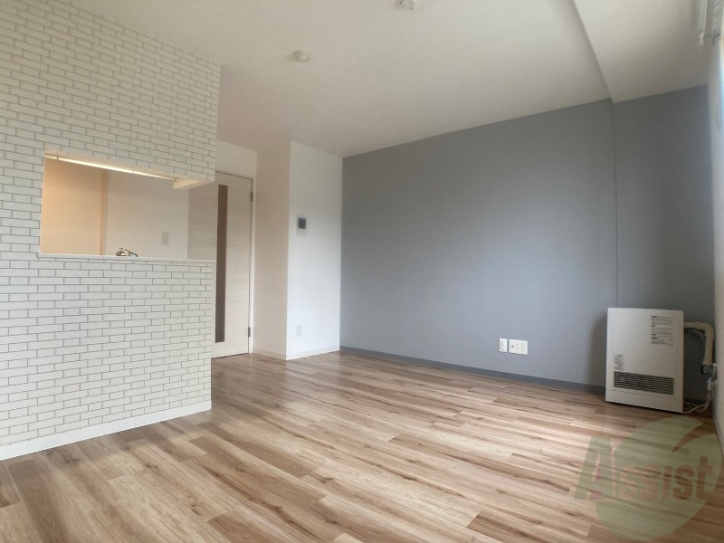 居室・リビング　広くてキレイなお部屋が広がっていて、充実した生活が送れそう。