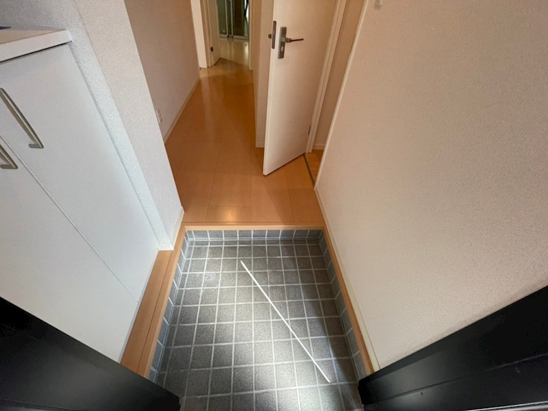 玄関　※同物件　別部屋写真参照※