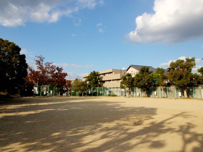 公園　刀根山公園（公園）まで364m