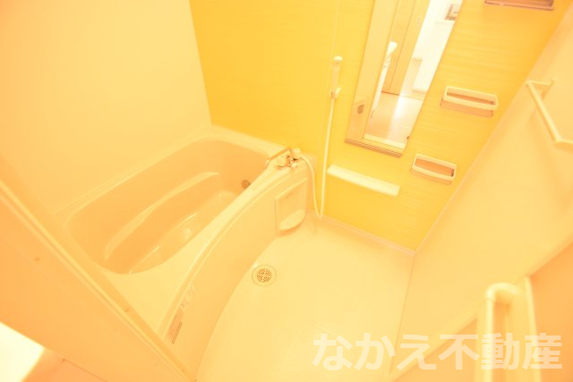 バス・シャワールーム　ゆったり過ごせるお風呂です