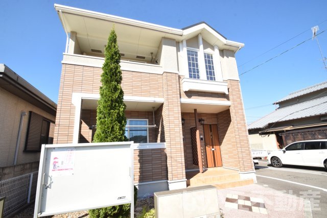 建物外観　外観は落ち着いています
