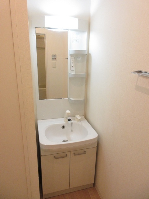 洗面設備　同タイプの他のお部屋