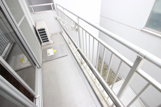 バルコニー　※別部屋の写真です