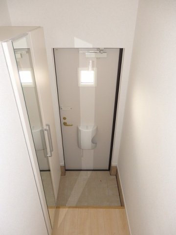 玄関　落ち着いた玄関です