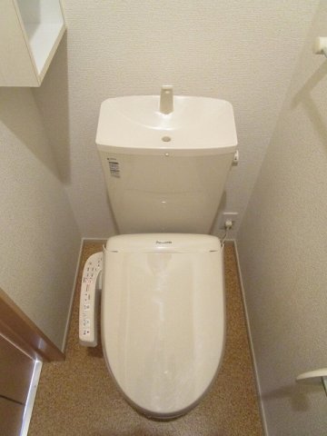 トイレ　シンプルで使いやすいトイレです