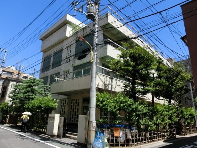 その他　日暮里ひろば館（その他）まで200m