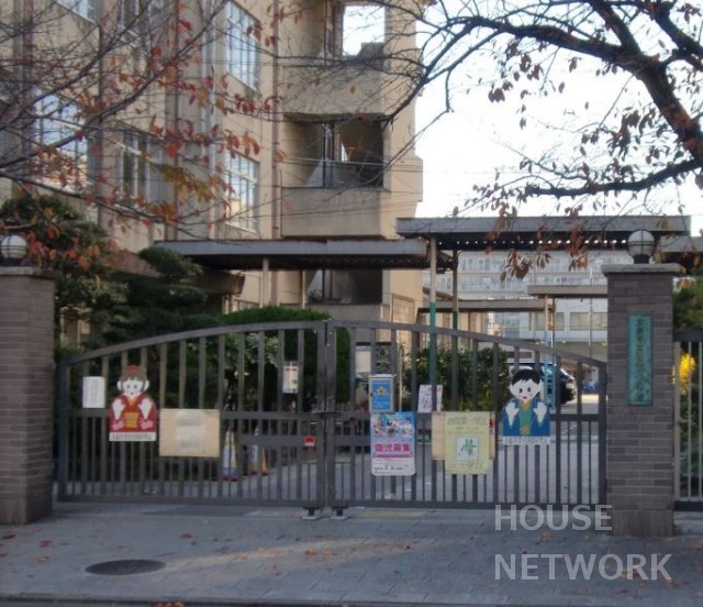 小学校　京都市立西院小学校（小学校）まで409m