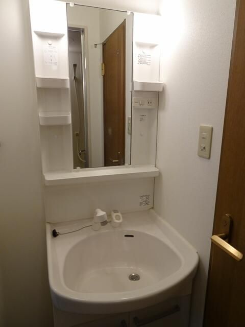 洗面設備　参考写真