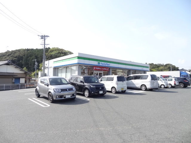 コンビニ　ファミリーマート 掛川千羽店（コンビニ）まで1902m