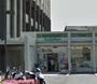 コンビニ　ファミリーマート港南四丁目店（コンビニ）まで500m