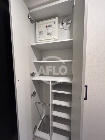 収納　バウスフラッツ新大阪　シューズボックス