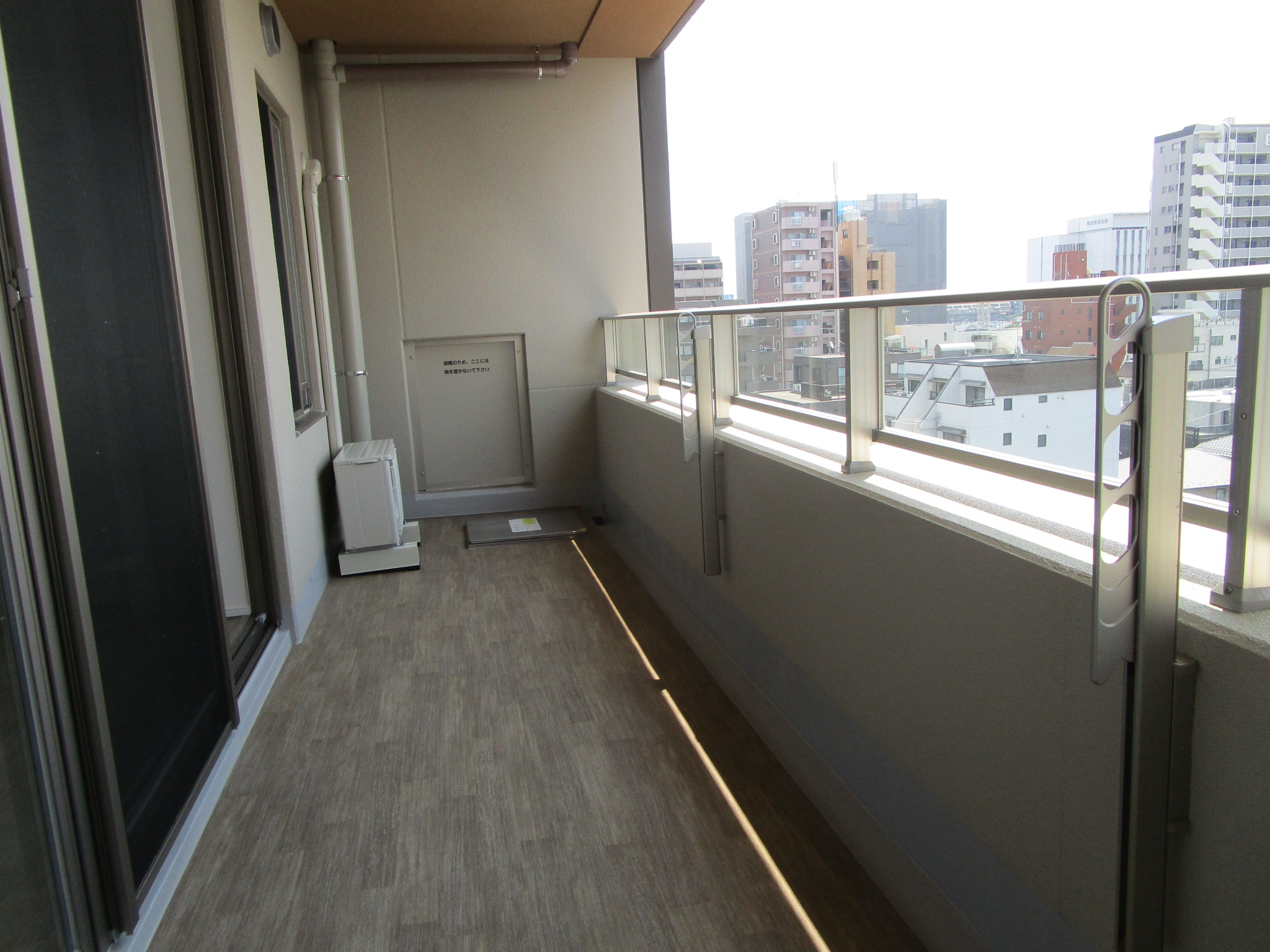バルコニー　広いバルコニー