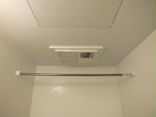 その他設備　浴室乾燥機付き