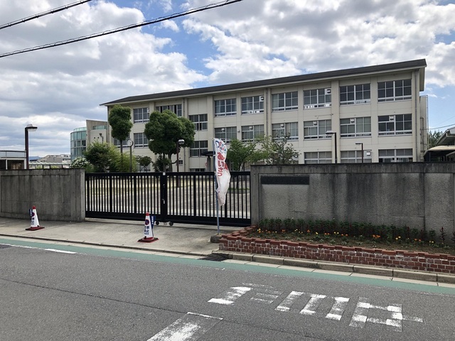 小学校　堺市立白鷺小学校（小学校）まで524m