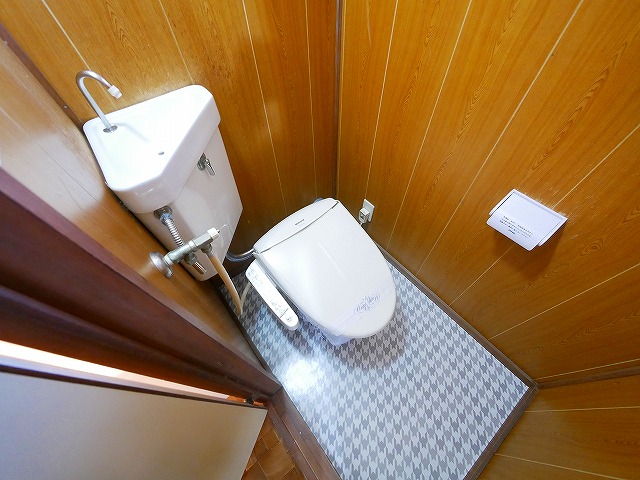 トイレ　落ち着いたトイレです
