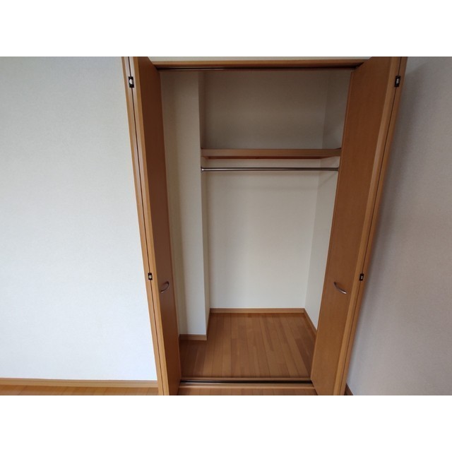 収納　クローゼット