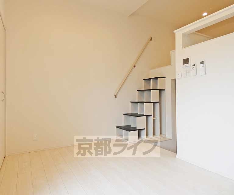 居室・リビング　ロフト付きのお部屋です！
