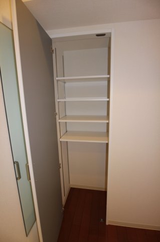 収納　※別部屋の参考写真です。