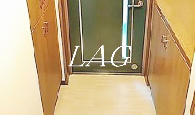 玄関　玄関です。