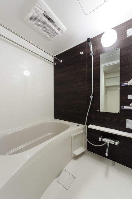 バス・シャワールーム　※写真は同タイプ住戸です。