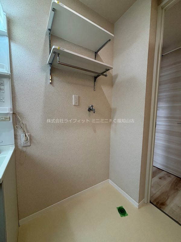 その他　洗濯機置き場