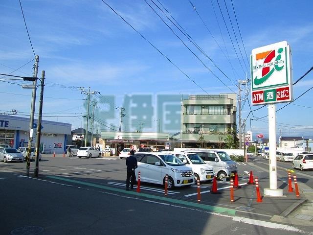コンビニ　セブンイレブン小田原飯田岡店（コンビニ）まで223m