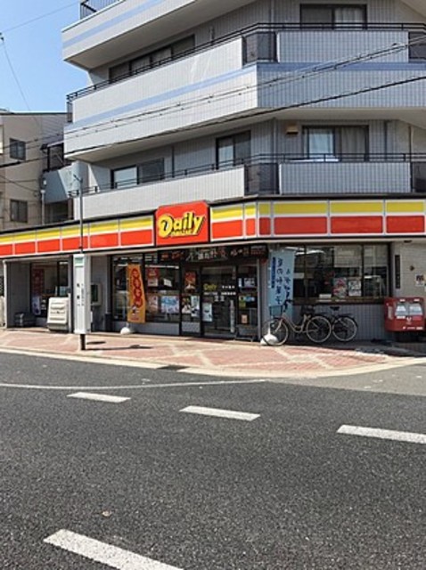 コンビニ　デイリーヤマザキ苅田六丁目店（コンビニ）まで587m