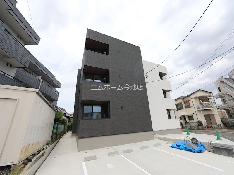 建物外観　外観　オートロックTVモニターホン宅配BOX完備